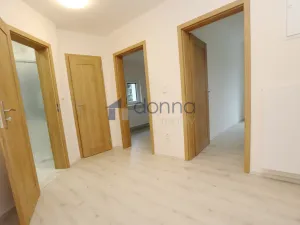 Pronájem bytu 4+kk, Praha, V Nových Bohnicích, 71 m2