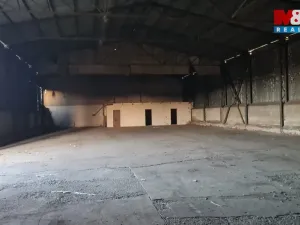 Pronájem skladu, Cítoliby, 300 m2