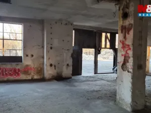 Pronájem skladu, Cítoliby, 300 m2