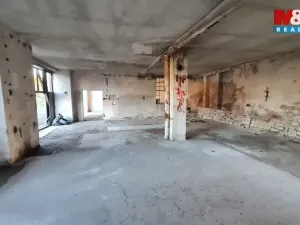 Pronájem skladu, Cítoliby, 300 m2