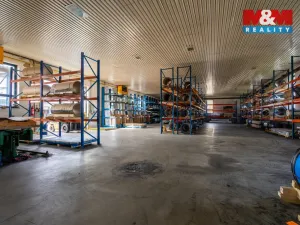 Pronájem skladu, Jindřichův Hradec - Jindřichův Hradec III, Jiráskovo předměstí, 270 m2