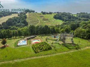 Prodej rodinného domu, Mladé Buky, 149 m2