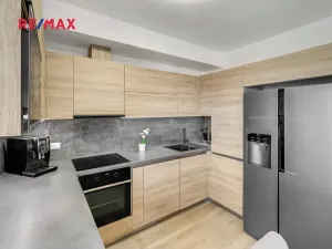 Prodej bytu 3+kk, Praha - Letňany, Hlučkova, 81 m2