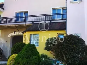 Prodej rodinného domu, Kostelec nad Labem, nám. Komenského, 369 m2