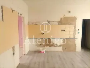 Prodej rodinného domu, Kostelec nad Labem, nám. Komenského, 369 m2