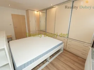 Pronájem bytu 2+kk, Opava, Masařská, 52 m2