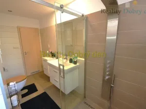 Pronájem bytu 2+kk, Opava, Masařská, 52 m2