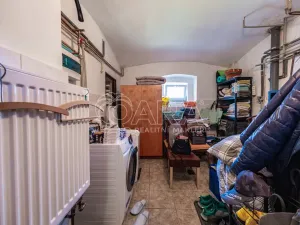 Prodej rodinného domu, Měrunice - Žichov, 186 m2