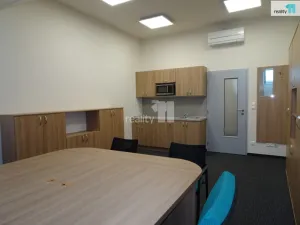 Pronájem kanceláře, Ústí nad Labem - Ústí nad Labem-centrum, Žižkova, 23 m2