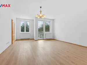 Prodej bytu 2+1, Karlovy Vary - Drahovice, Blahoslavova, 63 m2