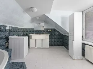 Pronájem bytu 3+1, Uherské Hradiště, U Cihelny, 63 m2