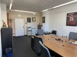Pronájem kanceláře, Praha - Holešovice, Přístavní, 28 m2