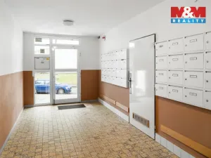 Prodej bytu 1+kk, Kladno - Kročehlavy, Benešovská, 37 m2