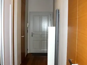 Pronájem bytu 2+kk, Praha - Žižkov, U Rajské zahrady, 61 m2