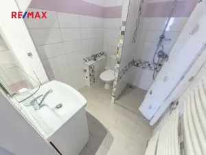 Prodej rodinného domu, Praha - Kyje, Osická, 246 m2