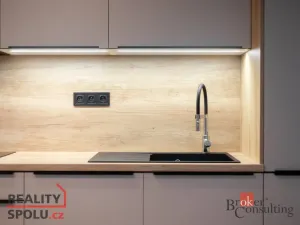 Prodej bytu 2+kk, Opava - Předměstí, Olomoucká, 65 m2