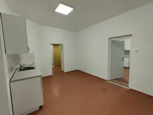 Pronájem kanceláře, Praha - Holešovice, Dobrovského, 110 m2