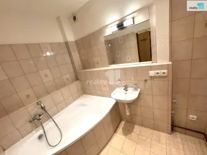 Pronájem bytu 2+kk, Praha - Vinohrady, Kouřimská, 49 m2