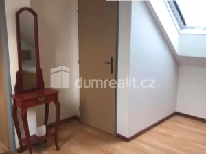 Pronájem bytu 3+kk, Praha - Kobylisy, Zenklova, 50 m2