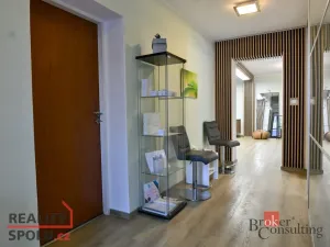 Prodej rodinného domu, 250 m2