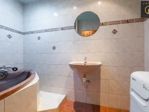 Prodej bytu 2+1, Pardubice, Družstevní, 52 m2