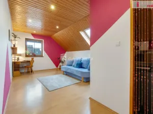 Prodej rodinného domu, Úvaly, 215 m2