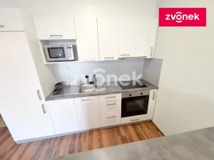 Pronájem bytu 2+kk, Zlín, Zelinova, 52 m2