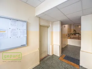 Pronájem skladu, Praha, Bohúňova, 14 m2