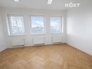 Prodej kanceláře, Benešov, Jana Nohy, 158 m2