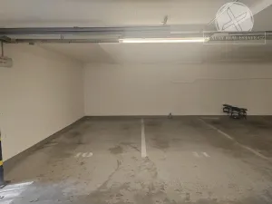 Pronájem bytu 1+kk, Praha - Hloubětín, Nepelova, 29 m2