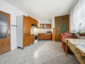 Prodej obchodního prostoru, Pohořelice, Lidická, 350 m2