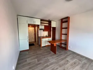 Pronájem bytu 1+kk, Ostrava, Sokolská třída, 21 m2