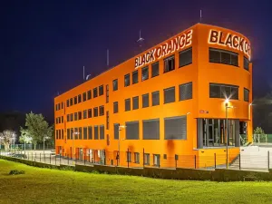 Pronájem kanceláře, Mělník, Bezručova, 103 m2