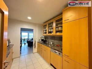 Pronájem kanceláře, Praha - Dolní Chabry, Dopraváků, 210 m2