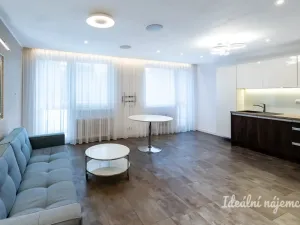 Pronájem bytu 3+kk, Praha - Žižkov, Jeseniova, 75 m2