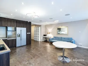 Pronájem bytu 3+kk, Praha - Žižkov, Jeseniova, 75 m2