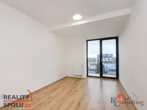 Pronájem bytu 2+kk, Plzeň - Jižní Předměstí, Goldscheiderova, 73 m2