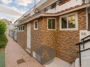 Prodej bytu 3+kk, Torrevieja, Španělsko, Calle Emil, 56 m2