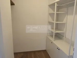 Pronájem bytu 2+kk, Praha, Zelená, 55 m2