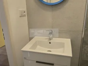 Pronájem bytu 2+kk, Praha, Zelená, 55 m2