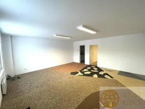 Pronájem kanceláře, Tábor, Chýnovská, 95 m2