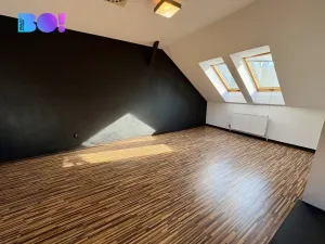 Pronájem kanceláře, Karviná, Rudé armády, 92 m2