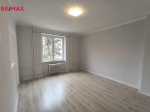 Pronájem bytu 2+1, Sokolov, Sokolovská, 56 m2