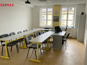 Pronájem kanceláře, Hradec Králové, Malé náměstí, 79 m2