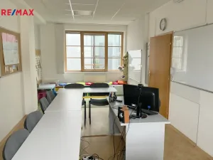 Pronájem kanceláře, Hradec Králové, Malé náměstí, 79 m2