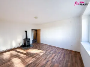 Pronájem bytu 2+1, Liberk - Uhřínov, 61 m2