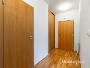 Pronájem bytu 2+kk, Praha - Vokovice, Tibetská, 69 m2