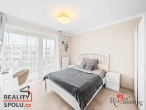 Pronájem bytu 2+kk, Plzeň - Černice, Nepomucká, 64 m2