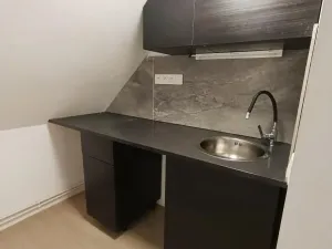 Pronájem skladu, Praha - Březiněves, Na hlavní, 331 m2