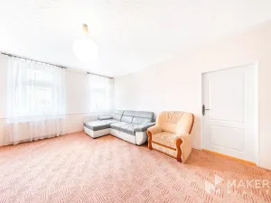 Prodej bytu 2+1, Karlovy Vary, Vítězná, 70 m2